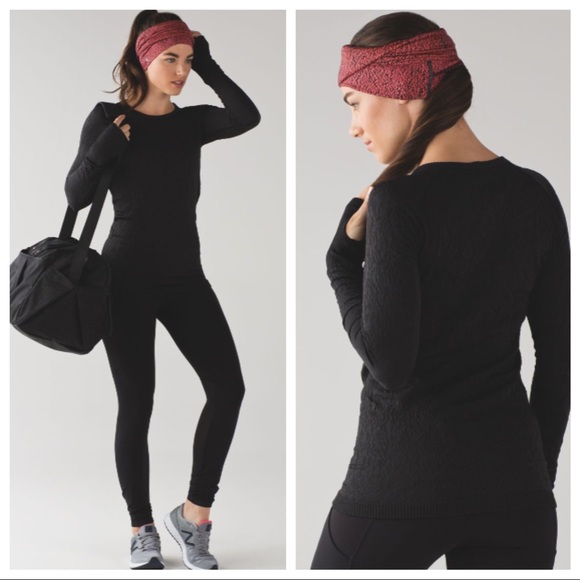 lululemon athletica Accessories - Lululemon Top Knot Toque